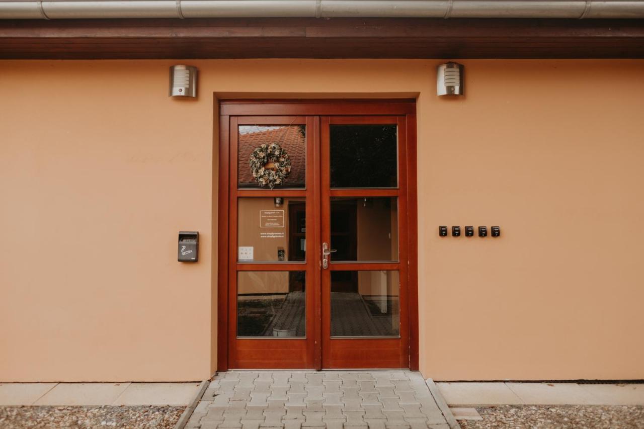 Simply Rooms Slavkov u Brna Buitenkant foto